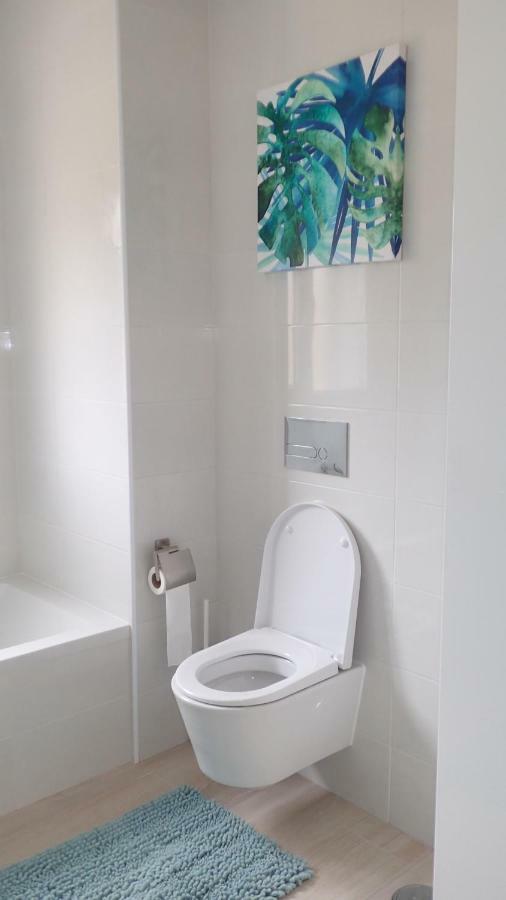 Silver Breezes Apartment *
